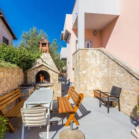 Modern In With Private Terrace Zadar